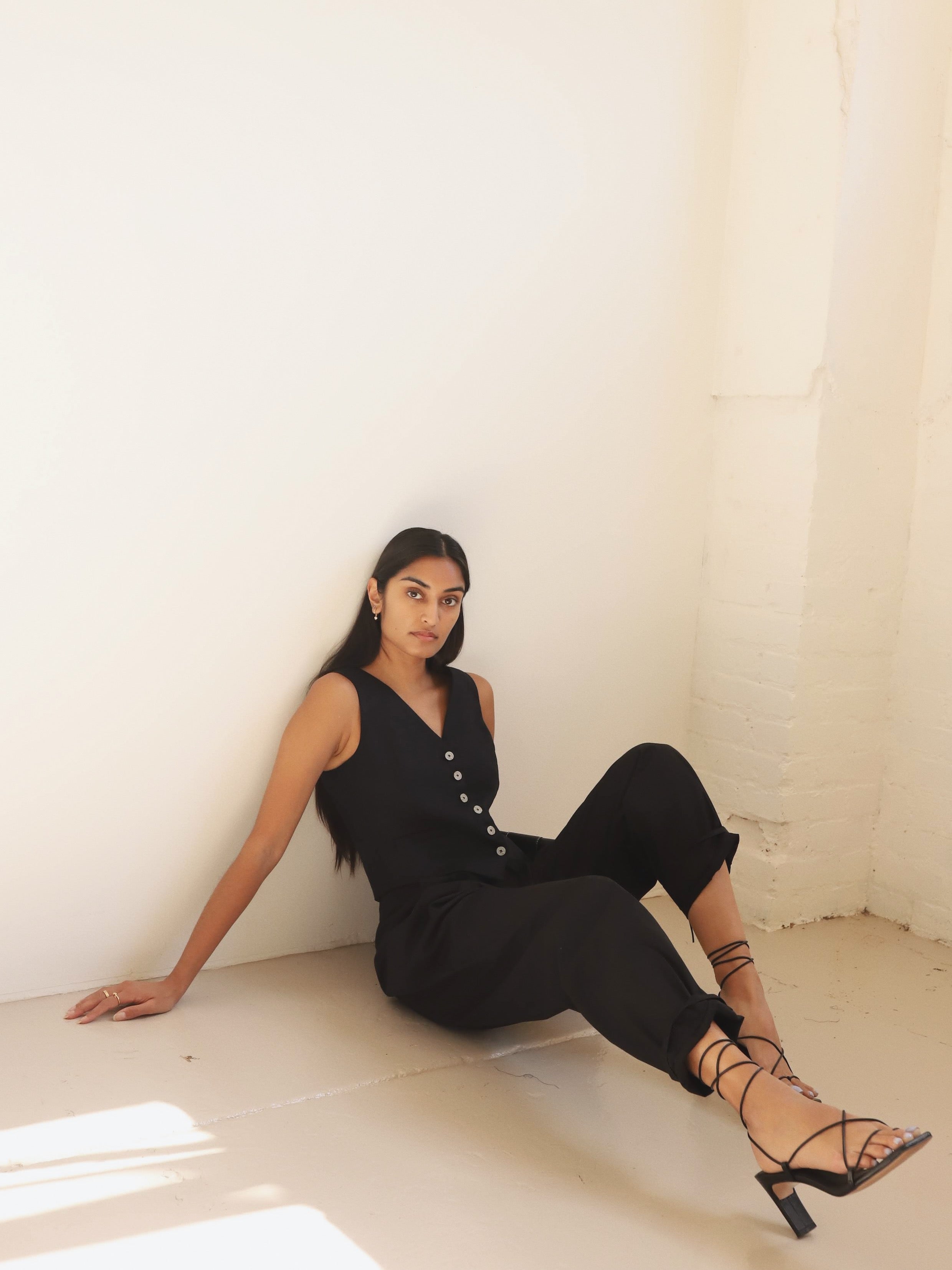 Mod Ref Linen Vest - Black | Garmentory