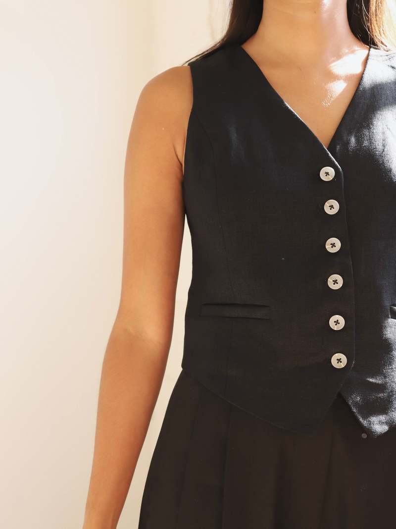 Mod Ref Linen Vest - Black | Garmentory