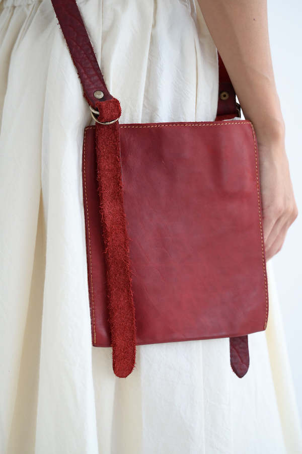 FT1 Cross Body Bag in Red | Garmentory