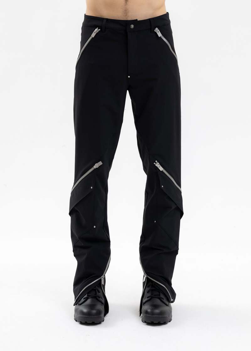 【関税込み】HELIOT EMIL ブラック Frazil カーゴパンツ Heliot Emil - Frazil Cargo Trouser | HBX - Globally Curated
