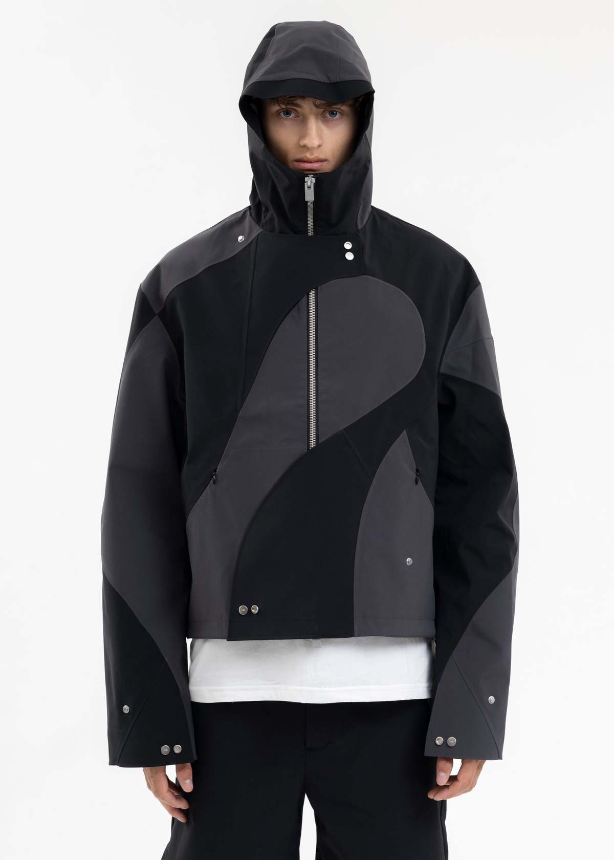 heliot emil trident フーデッドジャケット size48 Heliot Emil TRIDENT TECHNICAL JACKET - BLACK | Garmentory
