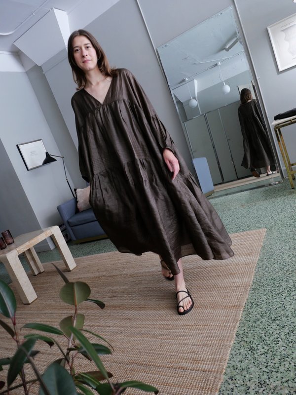 chinese dress ladies Anaak Airi Maxi Dress in Vermilion