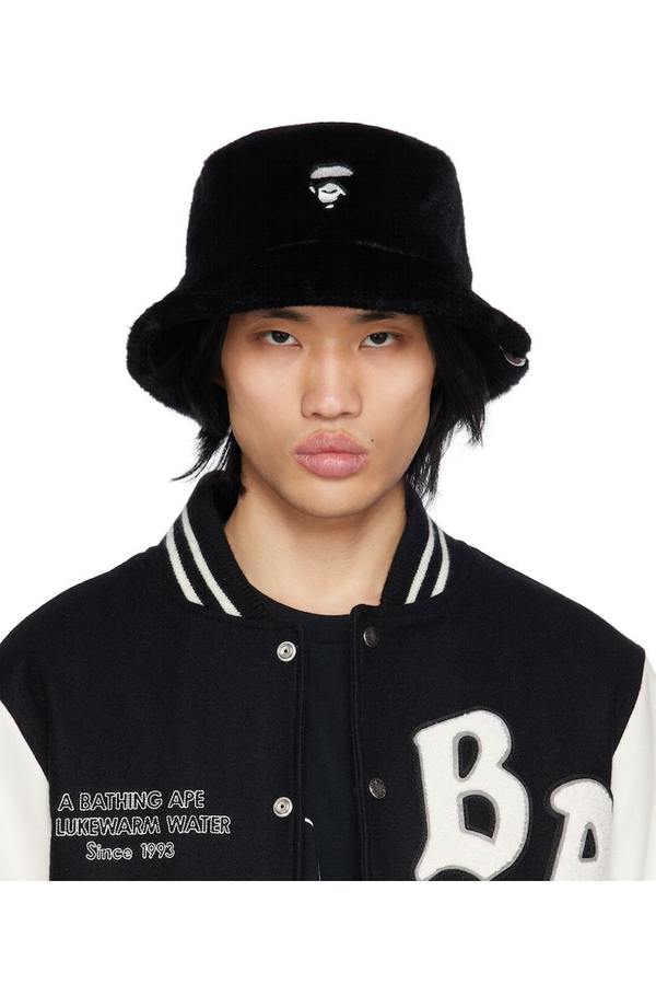 【期間限定セール】 APE ONE POINT FUR BUCKET HAT Bape One Point Bucket Hat - Black | Garmentory
