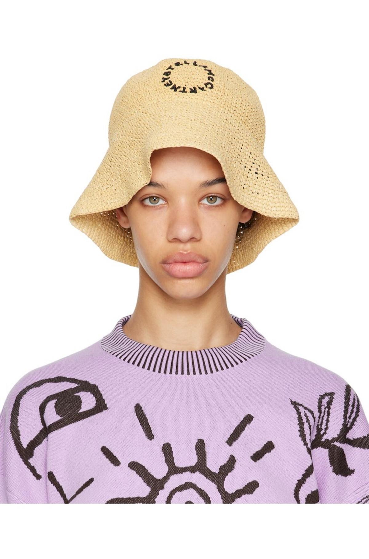 ハット Stella McCartney BUCKET HAT WITH LOGO (900453_WP01151000) Stella Mccartney Logo print bucket hat | The Fashion Square