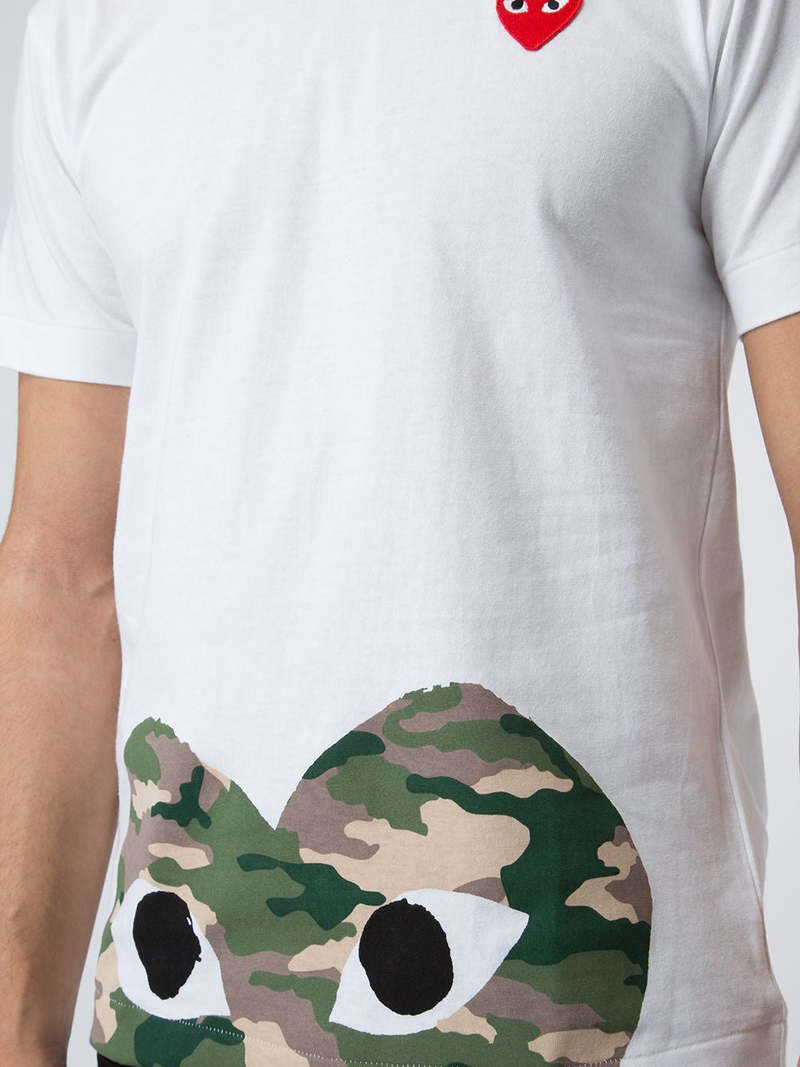 Comme des Garçons Play Camouflage Edge Half Heart T-shirt