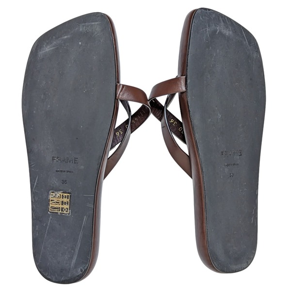 Frame Le Montauk Cross Leather Sandals - Black FRAME Le Montauk Crossover-Strap Leather Sandals | endource main image 2