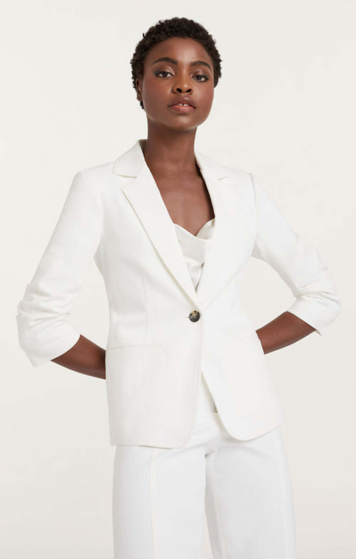 Khloe-White-Denim-Blazer-