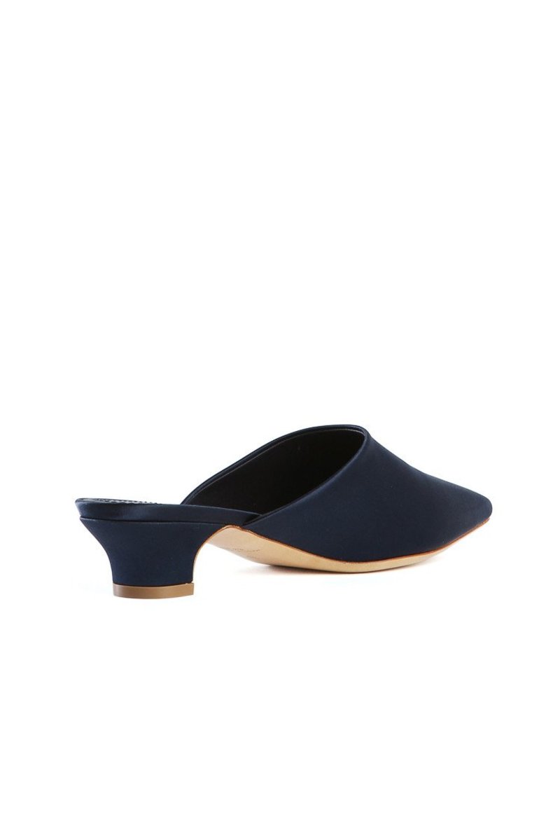 Mansur Gavriel Silk Elegant Slide