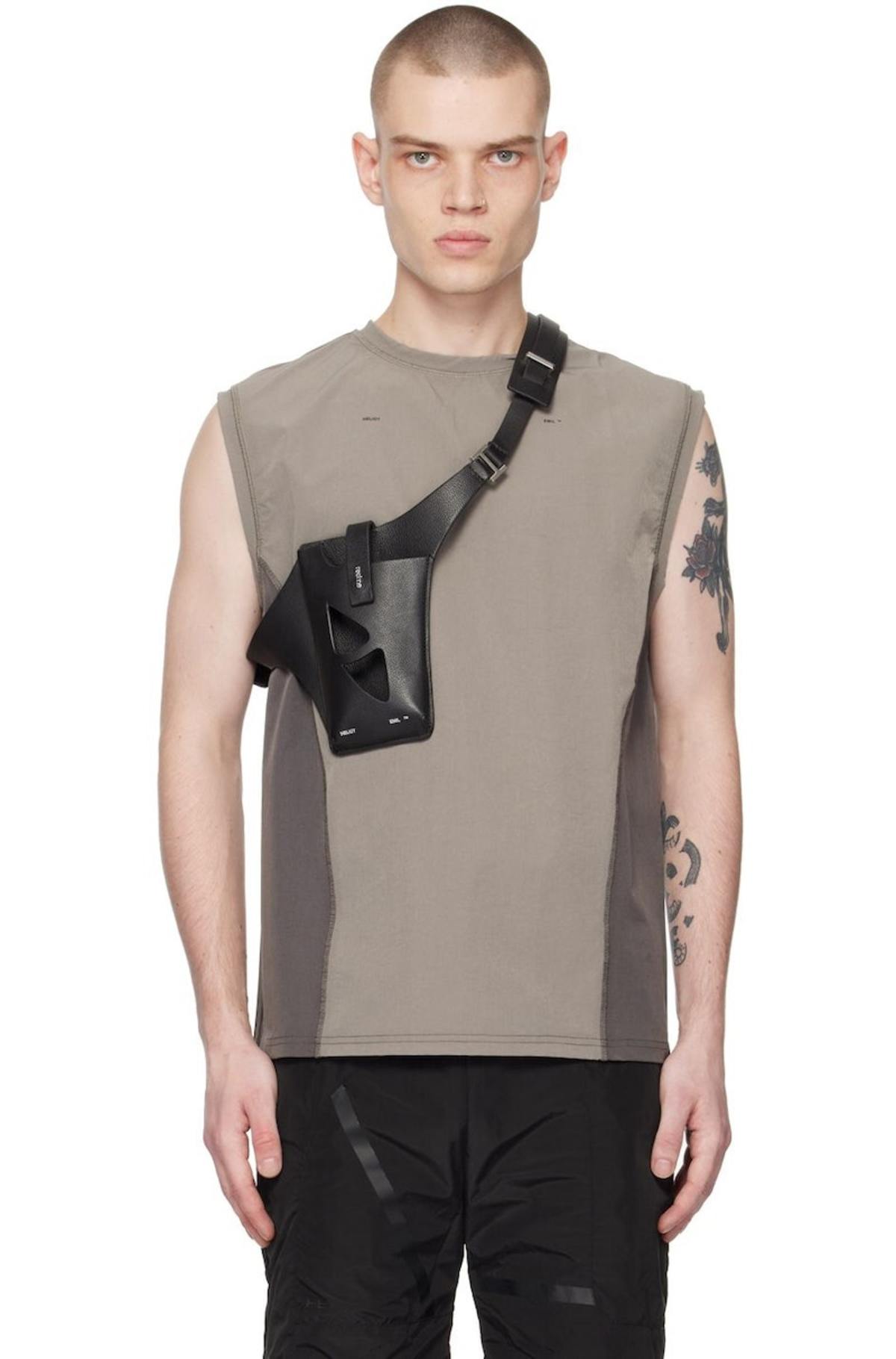 新作 Edition realme Emil Heliot Phone Black - Harness Holder バッグ