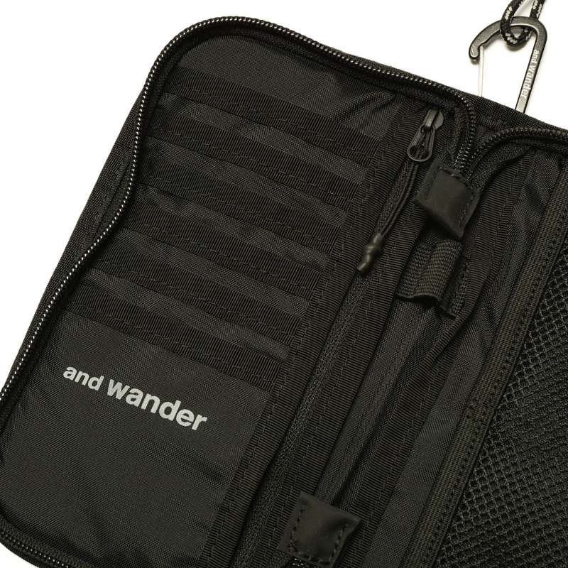 バッグ and wander reflective rip sacoche AND WANDER - REFLECTIVE RIP POUCH – understory-shop