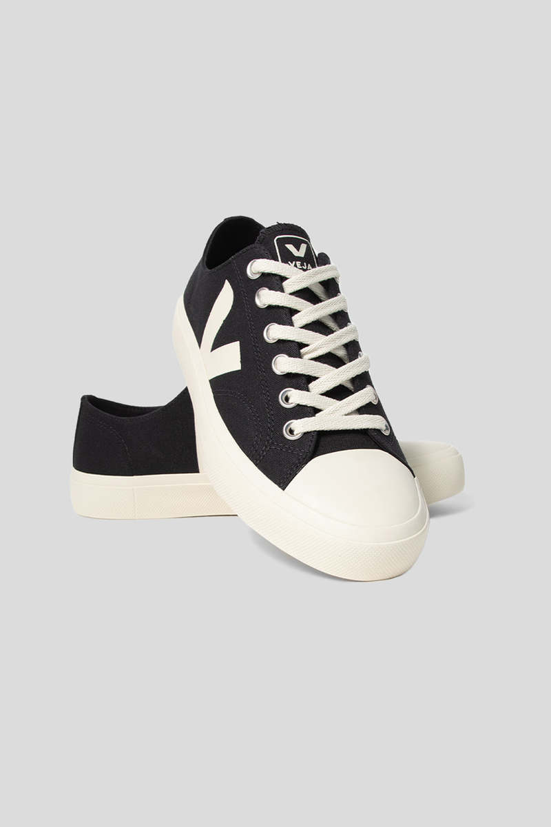 VEJA Wata 2 Low Sneaker - Black Pierre