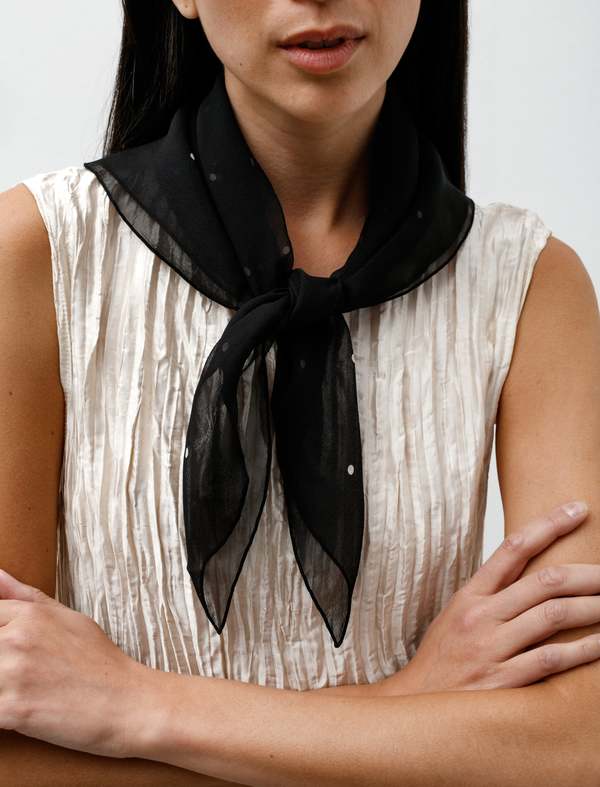 MARGAREW HOWELL（OVERSIZED SPOT SCARF） Oversized Silk Twill Spot