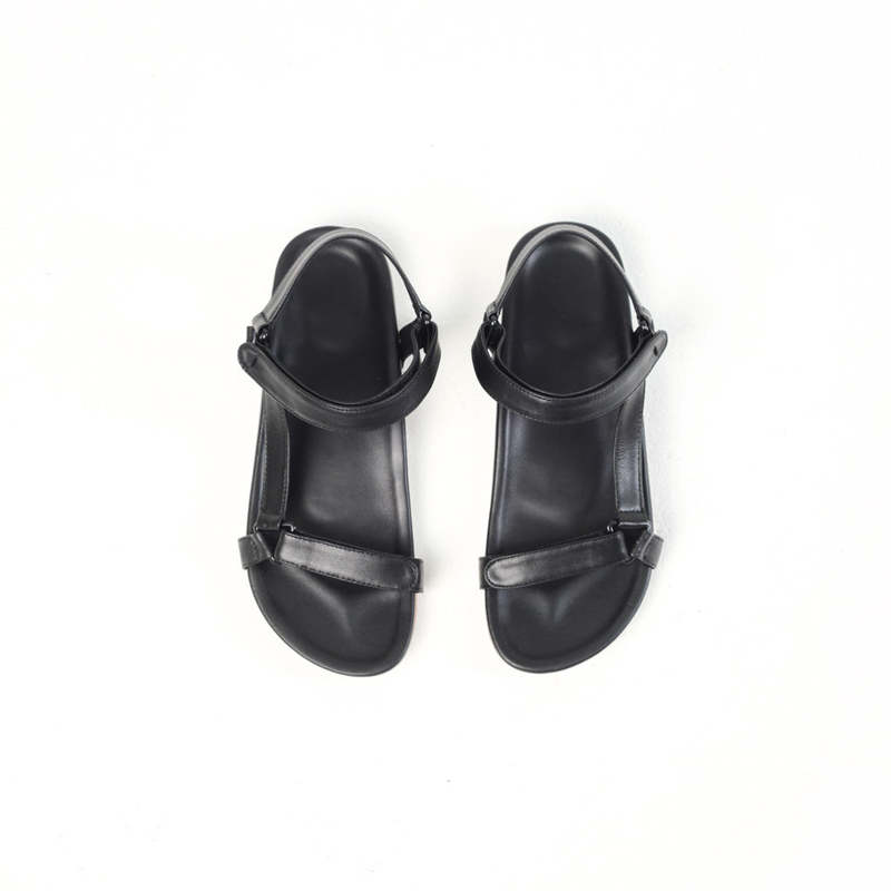 SAJA Triangle Sandals - Black