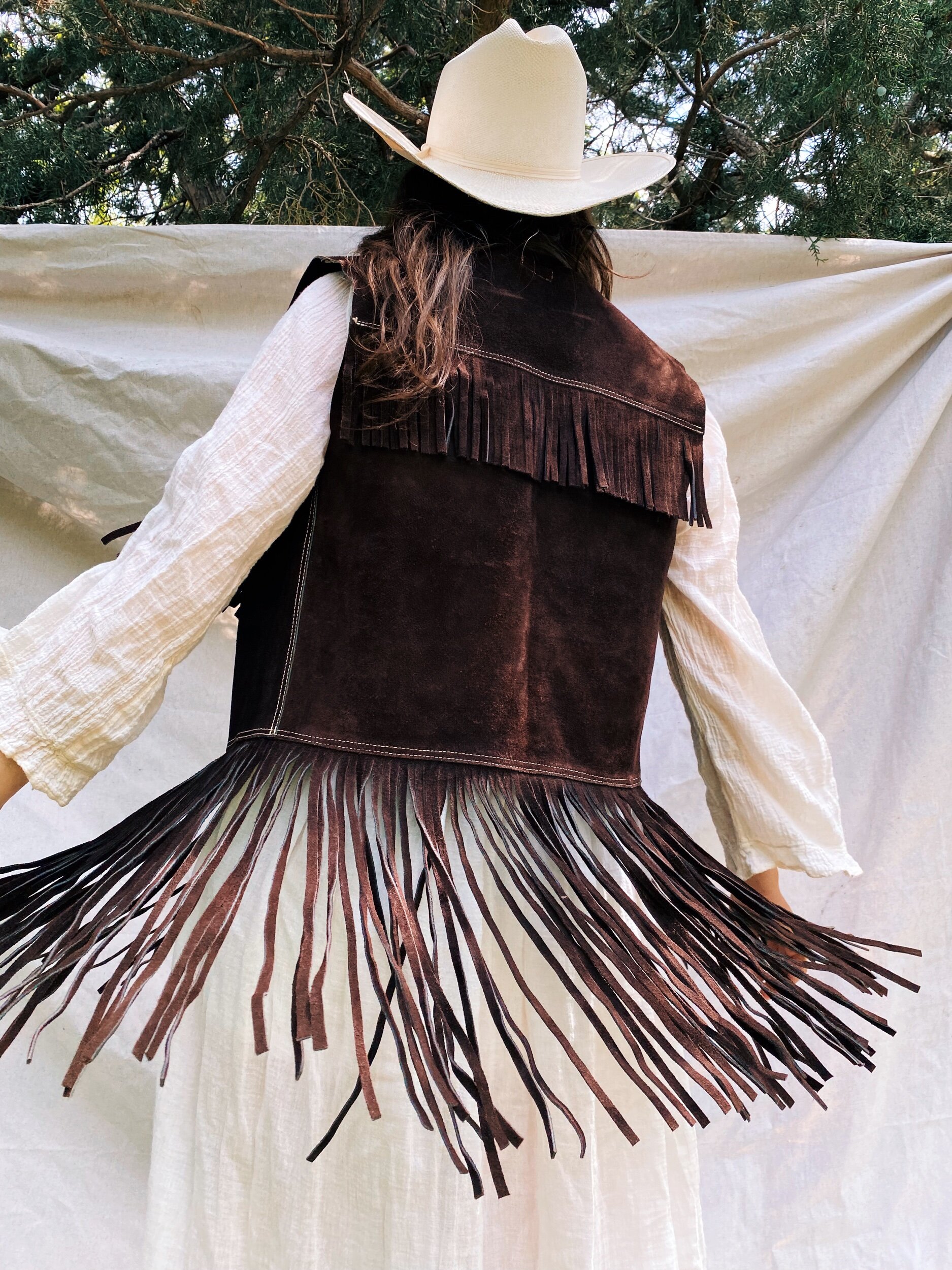 VINTAGE 1970 BROWN SUEDE SPAGHETTI WESTERN FRINGE VEST ✜ XS-M