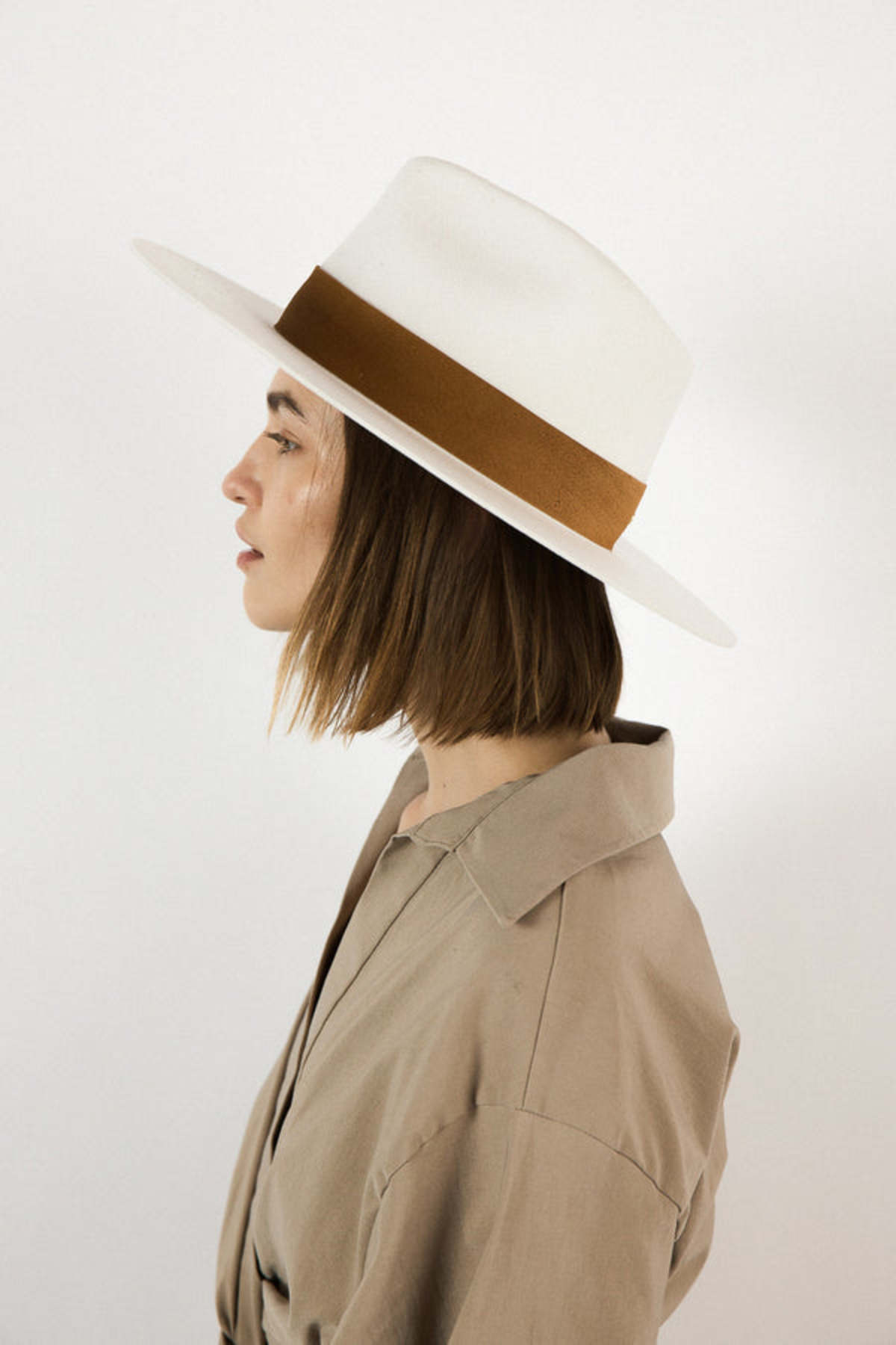 Janessa Leone Cream Wide-Brim Panama Hat with Dark Brown Band Janessa Leone Hats for Women | The RealReal main image 4