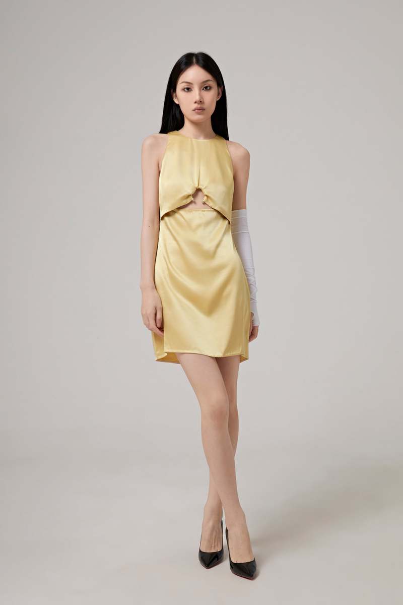 【送料&関税込】Nanushka Elia Dress Nanushka Elia Maxi Dress in Orange | FWRD