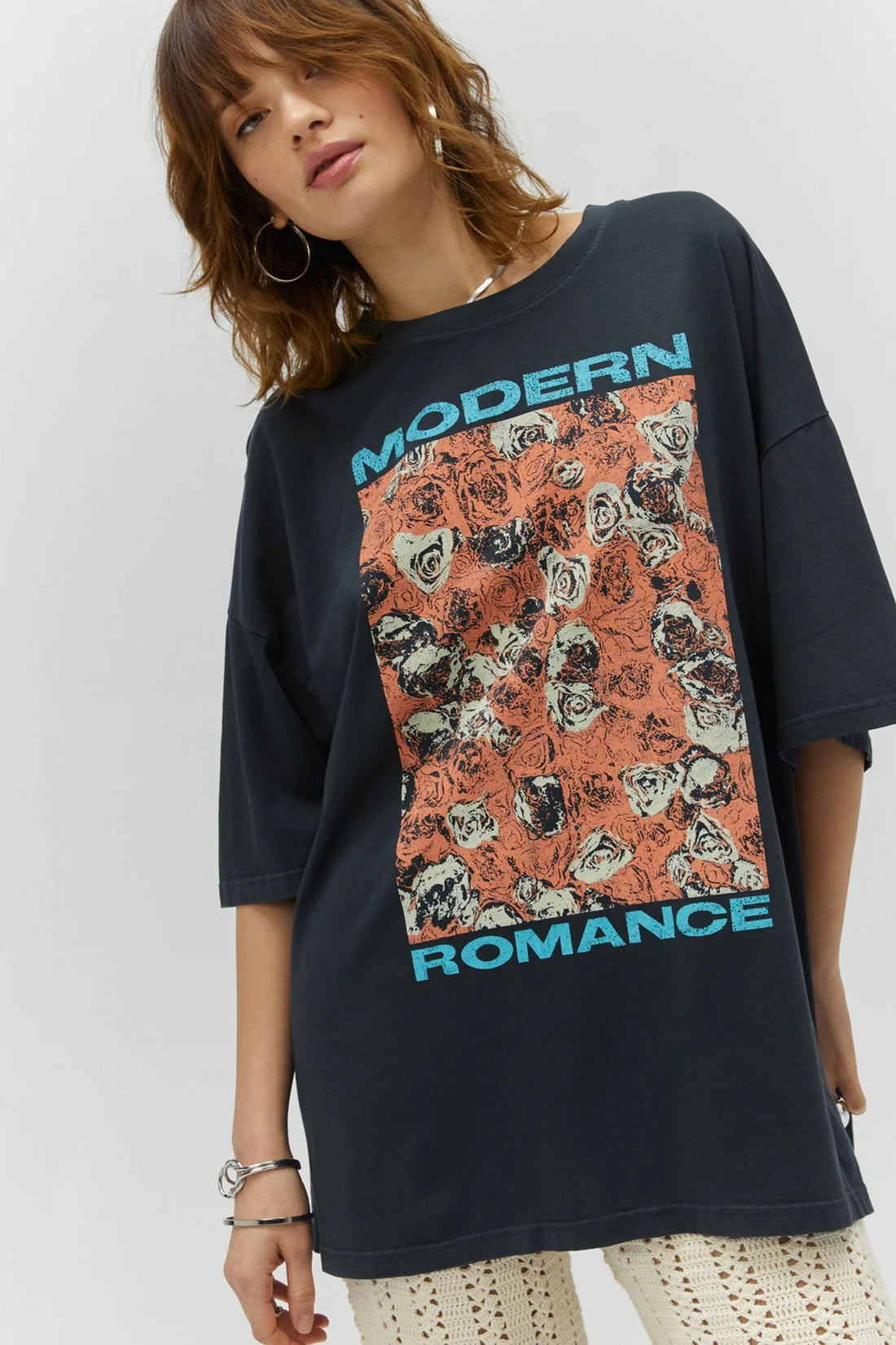 Daydreamer Modern Romance OS Tee Vintage Black Garmentory