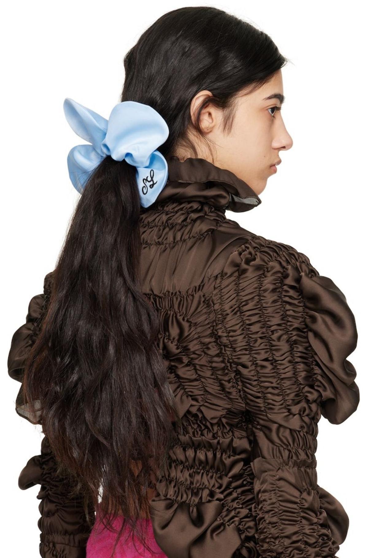 Brand new Sandy Liang flower power scrunchie Floral Hair Accessory Sandy Liang Flower Power 2.0 Scrunchie - Black | Garmentory main image 3