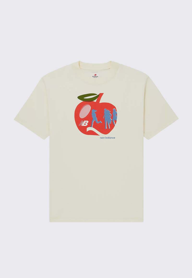【New Balance】☆お洒落☆MADE in USA Graphic T-Shirt New Balance Made In USA Graphic T-Shirt | Apparel » Buy
