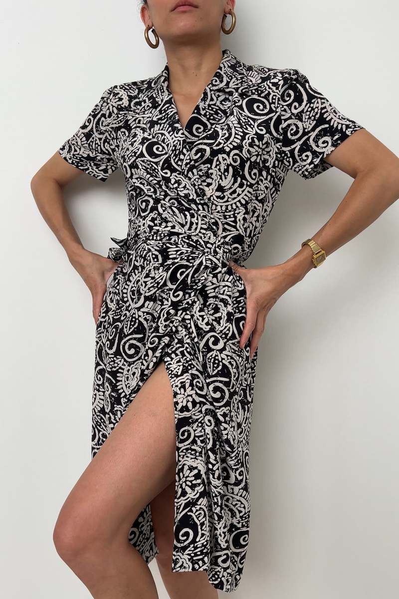 Vintage 90s Silk Short Sleeve Patterned Dress - Black/White | Garmentory