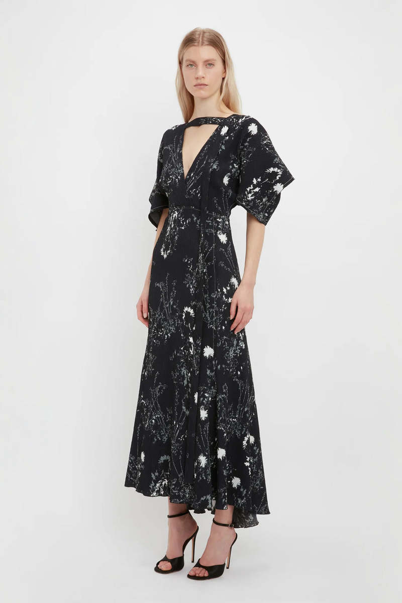 ワンピース Victoria Beckham Floral printed dress Long Sleeve Dolman Midi Dress In Floral Ovation Peach