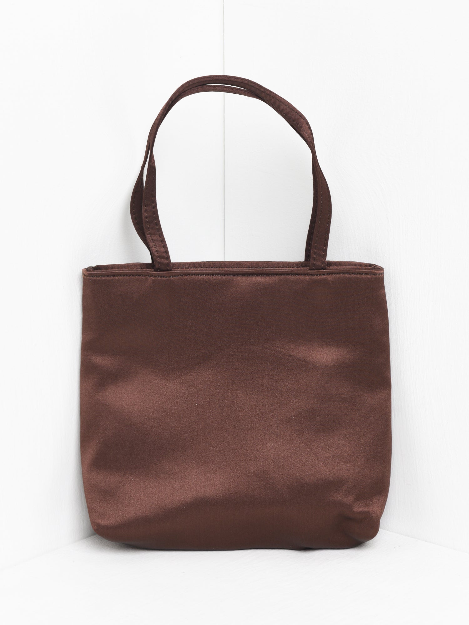 hai／ハイ little silk bag navy Hai — Little Silk Bag in Light Blue