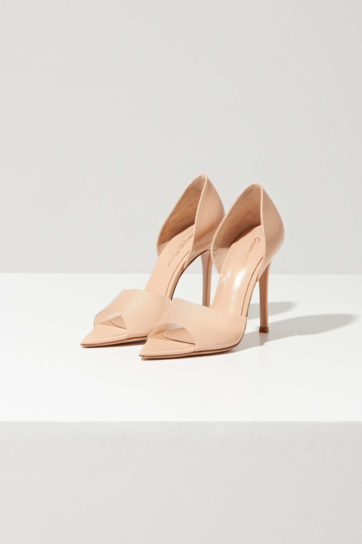 gianvito rossi nude heels