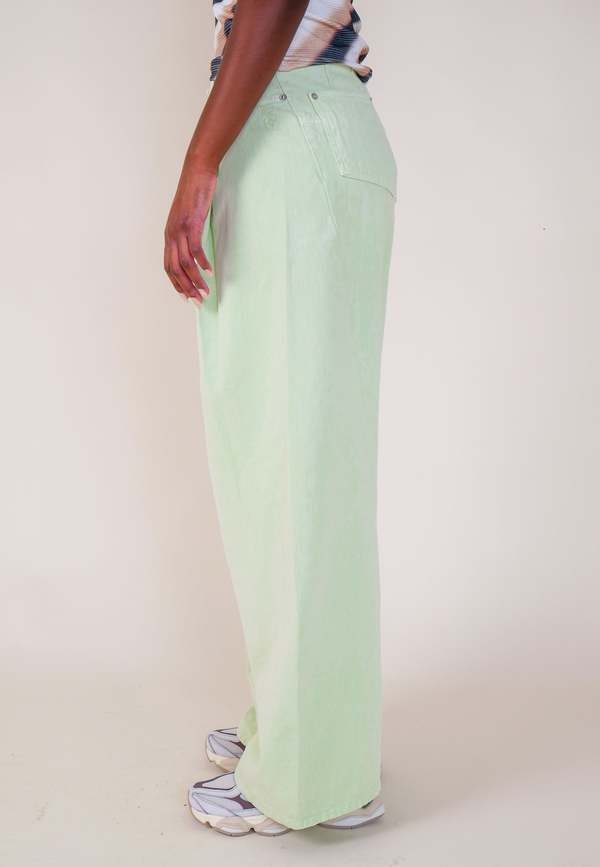 KIJUN Wide Tuck Pant - Lime