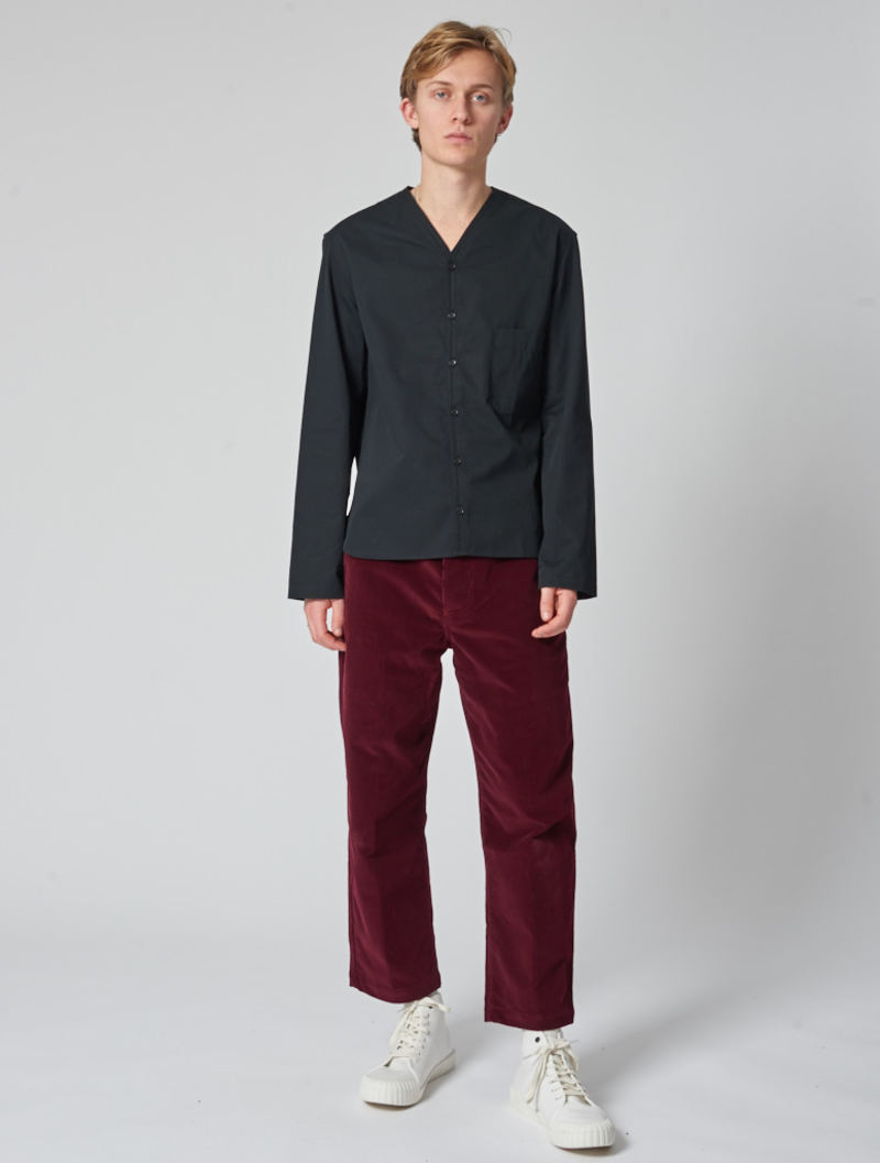 成田凌着用) LEMAIRE V-NECK SHIRT TOBACCO Mock Neck Sweatshirt in Dark Brown Melange – SVRN