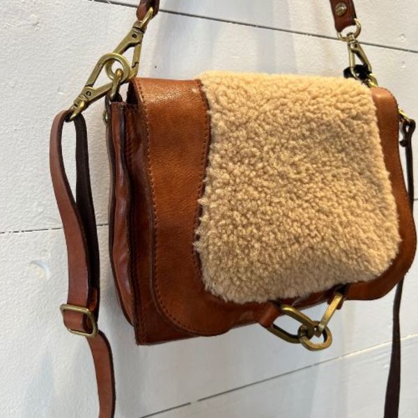 Sac à épaule CAMPOMAGGI En Cuir Veau Orange - Taille M - Neuf Avec étiquettes - Fabriqué En Italie