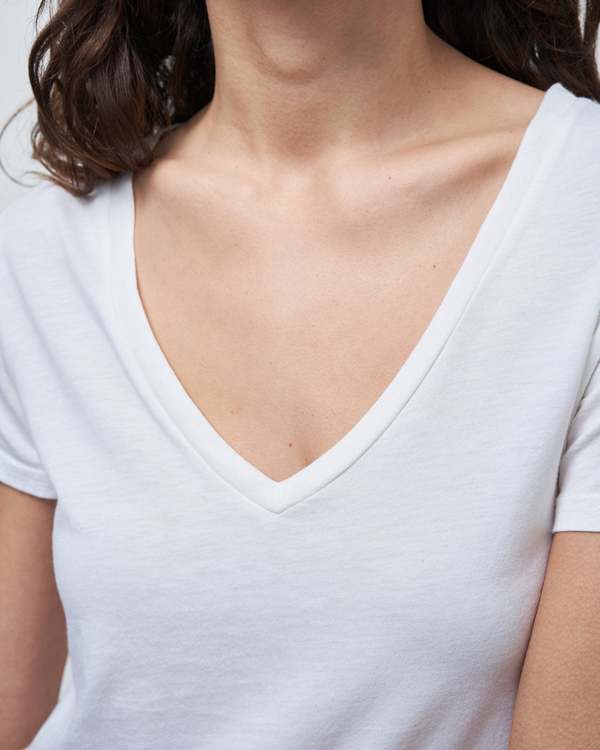 Nili Lotan Carol V-Neck Tee Shirt - White