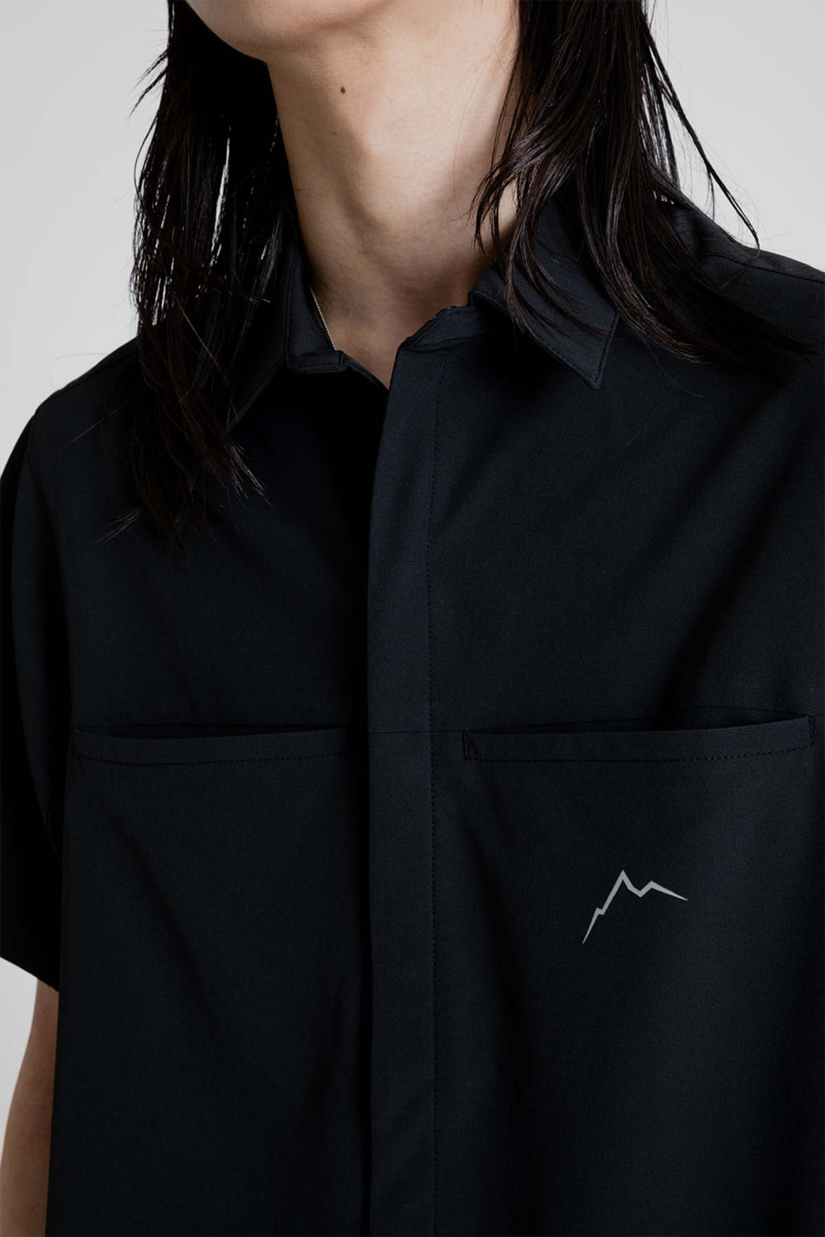 CAYL EQ Hybrid Short Sleeve Shirt - Black | Garmentory