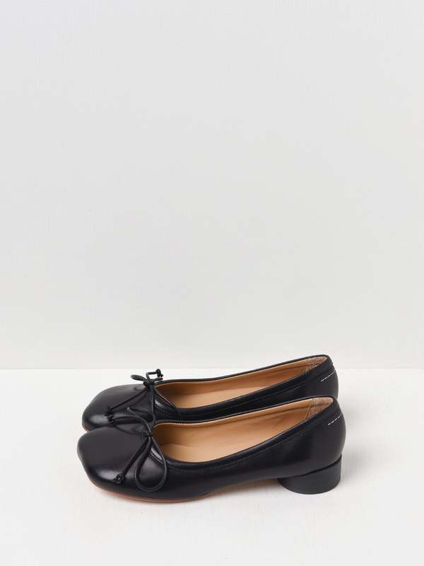 MM6 Maison Margiela BALLET SHOE S59WZ0092 P3628 T8013