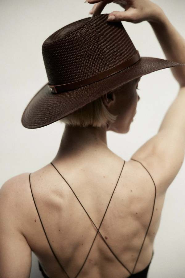 Steven Alan Janessa Leone Scarlett Hat - Chestnut | Garmentory display picture 2