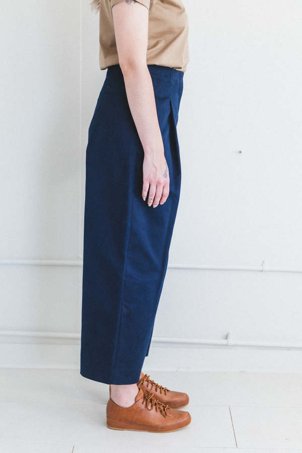 Studio Nicholson DORDONI PANTS - NAVY COTTON TWILL | Garmentory