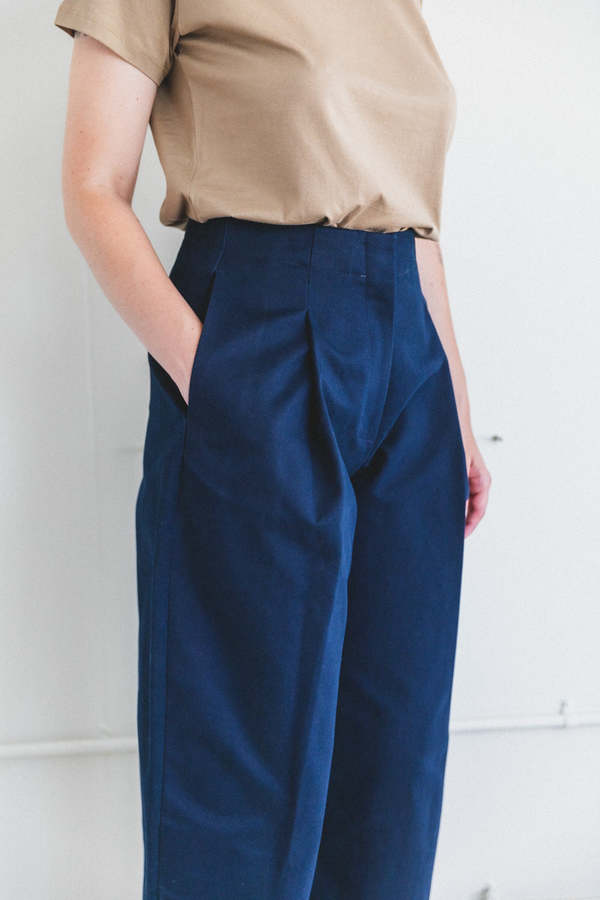 Studio Nicholson DORDONI PANTS - NAVY COTTON TWILL | Garmentory