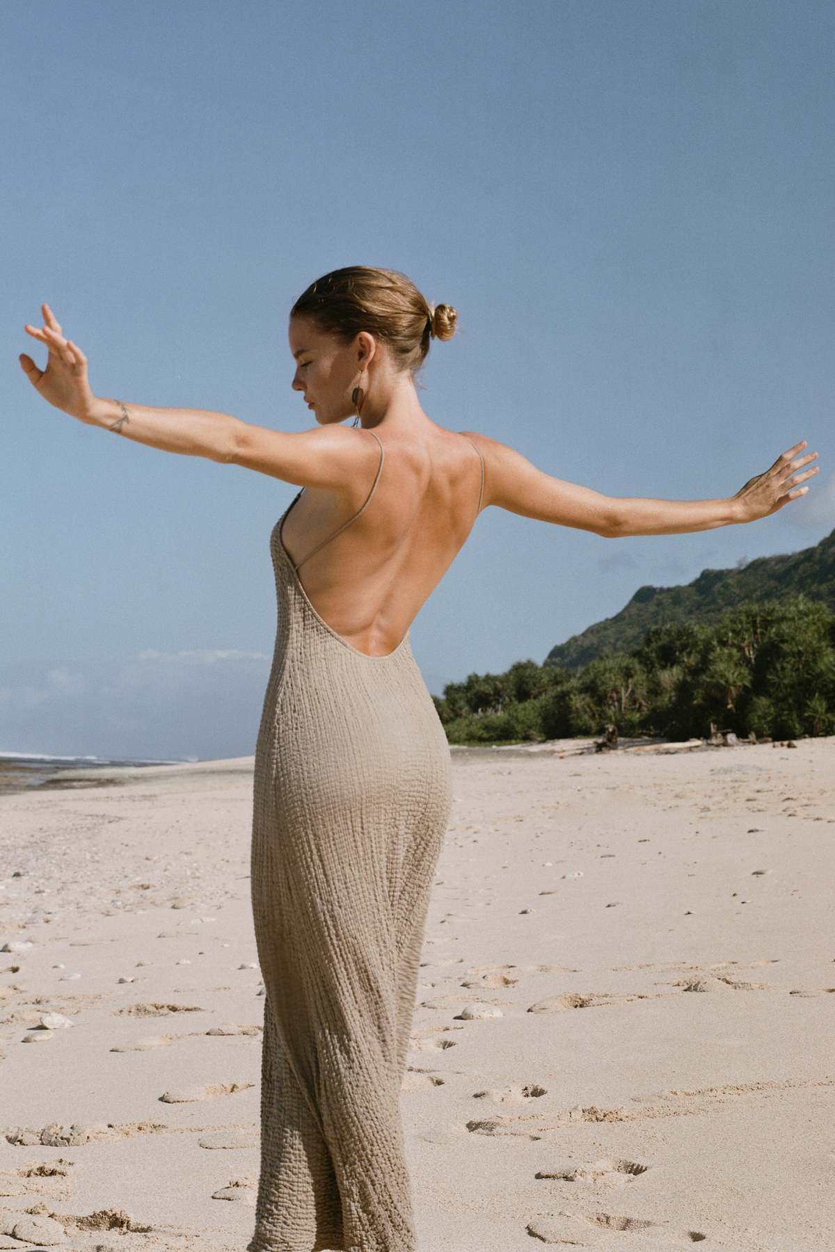 NUAGE-DRESS-sage-