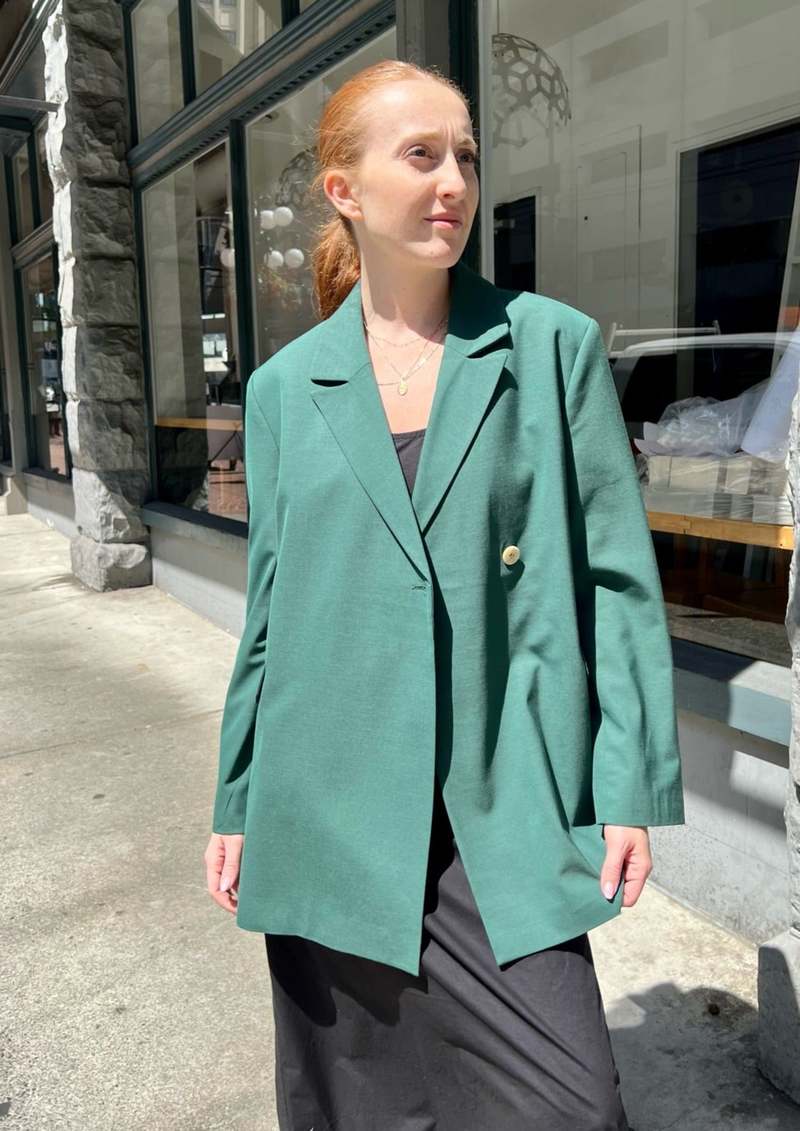アウターその他 GANNI Woman Blazer Green F7593 484 Single-breasted cotton canvas blazer in green - Ganni