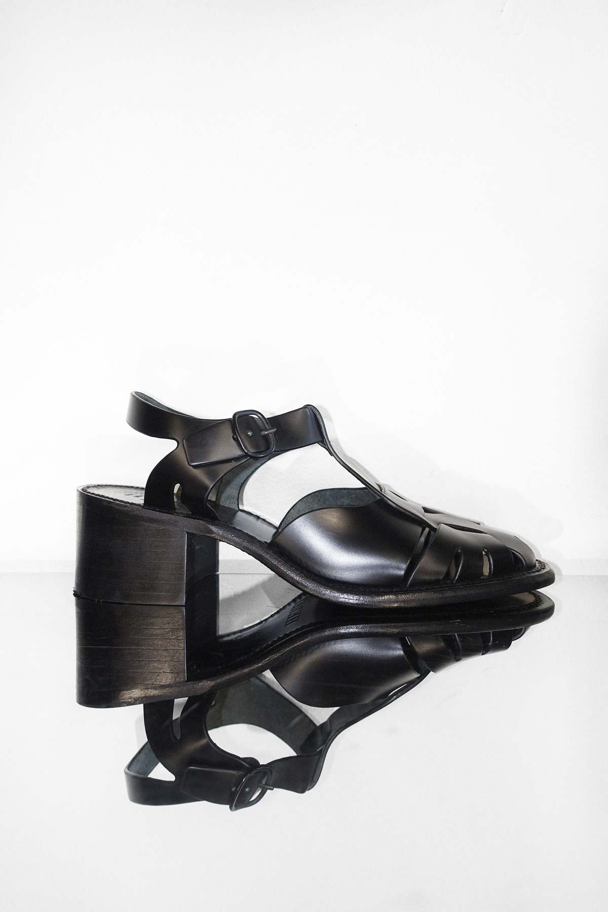 【HEREU】 へリュー Pesca Heeled 38 24cm HEREU】 へリュー Pesca Heeled 38 24cm PESCA HEELED