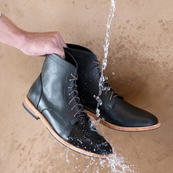 Nisolo Everyday Lace-Up Boot - Black | Garmentory display picture 2