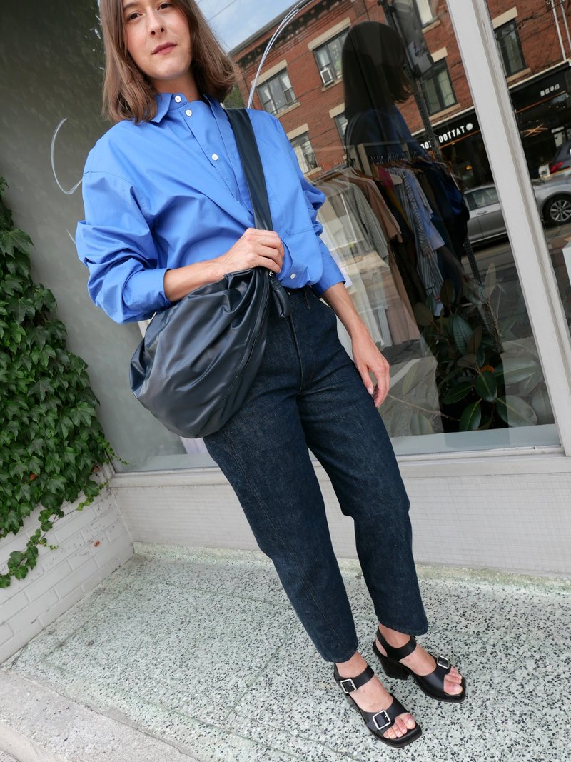 LEMAIRE ルメール MEDIUM CROISSANT BAG▲Mid Night LEMAIRE ルメール MEDIUM CROISSANT BAG△Mid Night