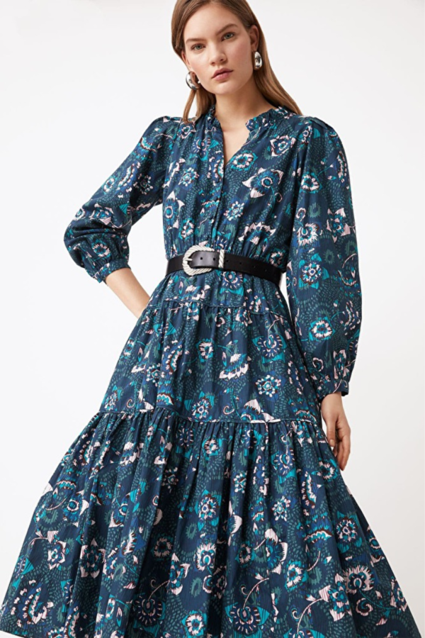 blue knitted midi dress BLUE KNIT MIDI DRESS WITH FEATHERS | CULT MIA