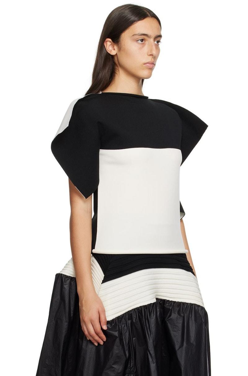 me by issey miyake黒白円形模様 Tシャツ Issey Miyake Black & White Shaped Canvas T-Shirt - White