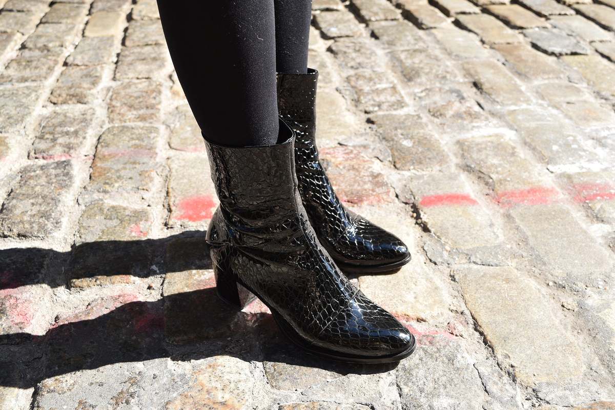 Ariana Bohling Carmen Ankle Boot - Black - Image 7 of 9