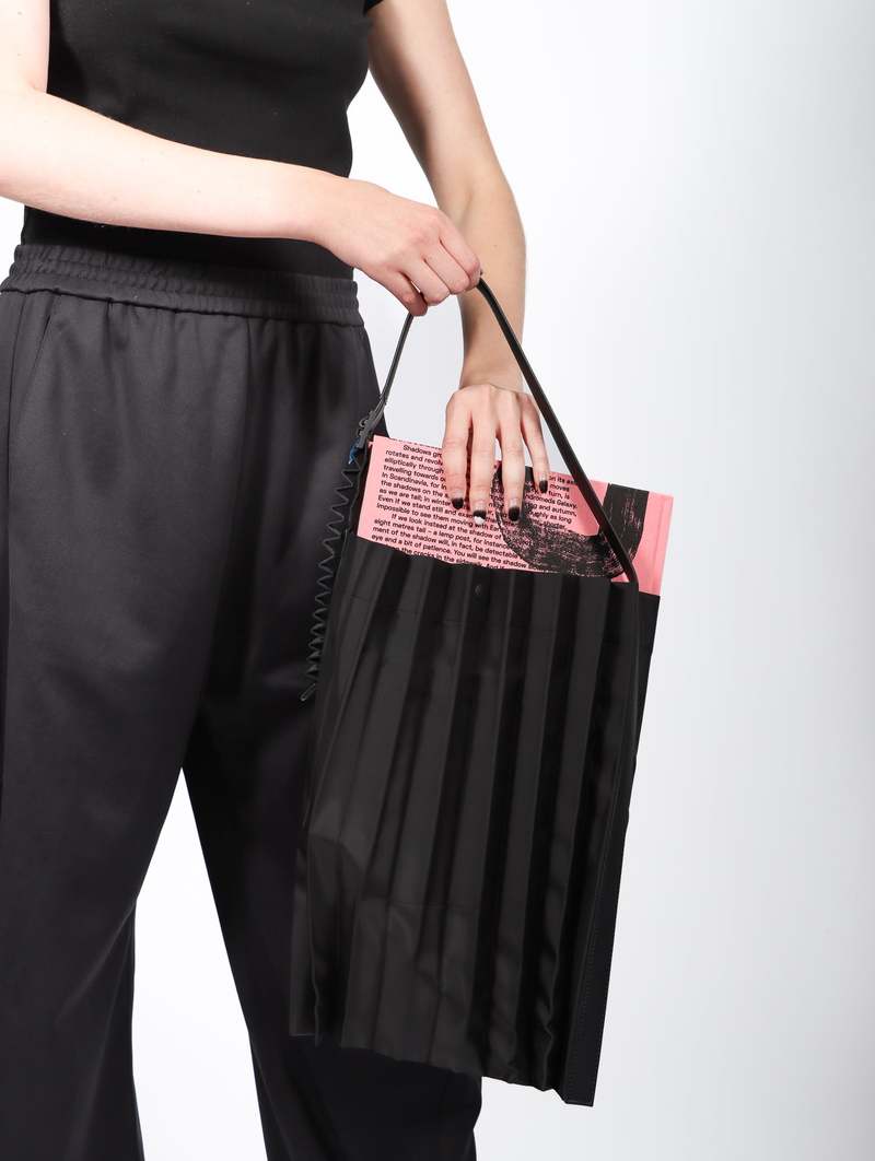 Pleats Please Issey Miyake Accordion Pleats Tote - Black