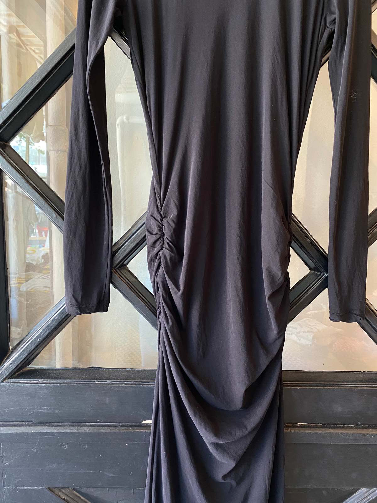 James Perse Skinny Crew Long Sleeve Dress - Black | Garmentory James Perse Skinny Crew Long Sleeve Dress - Black | Garmentory