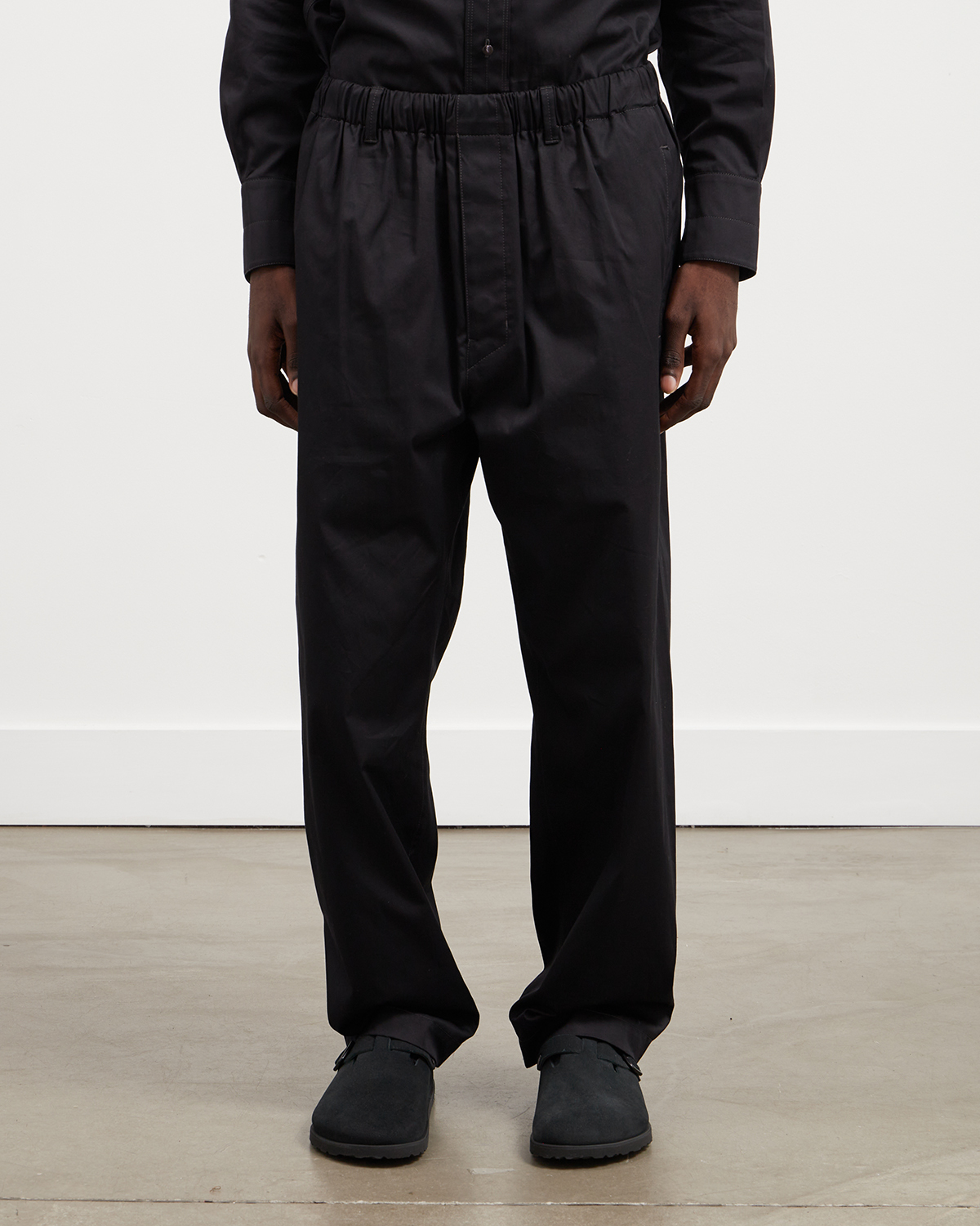 パンツ LEMAIRE RELAXED PANTS BLACK sizeS Lemaire Relaxed Pants - Black | Garmentory