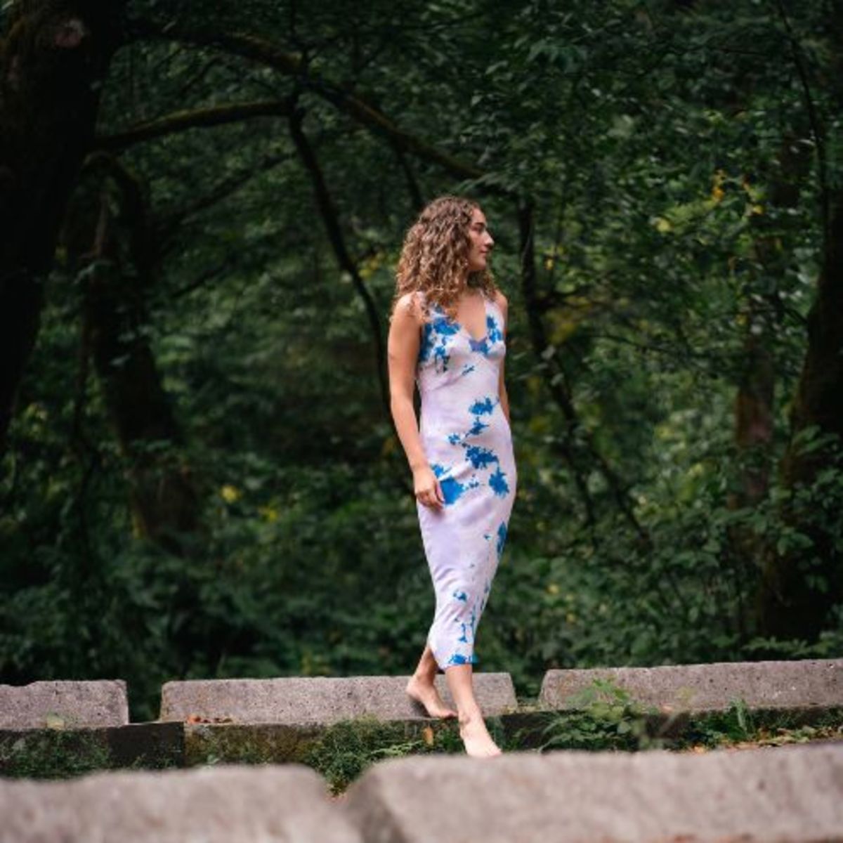 knee length dresses for ladies Floral V-Neck Sleeveless Midi Dress with Pockets Multicolor / L