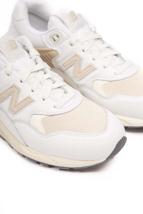 New Balance MT580VTG Sneakers - Vintage White