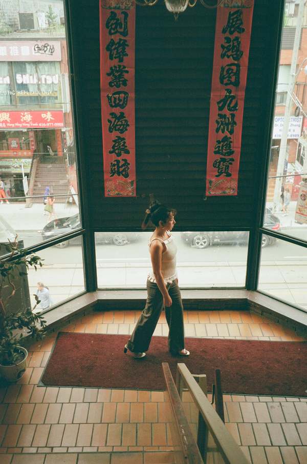 SUPER YAYA SS24 Sofiaリボントップス S 36 SUPER YAYA SS24 Sofiaリボントップス S 36